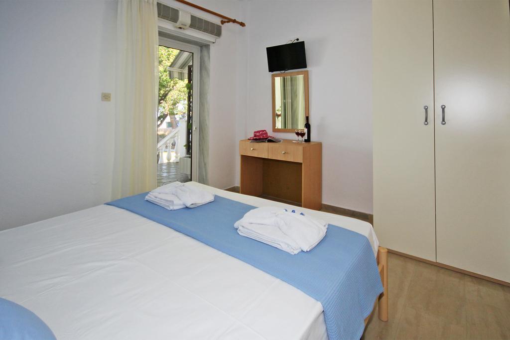 Garden View Apartments Neos Marmaras Oda fotoğraf