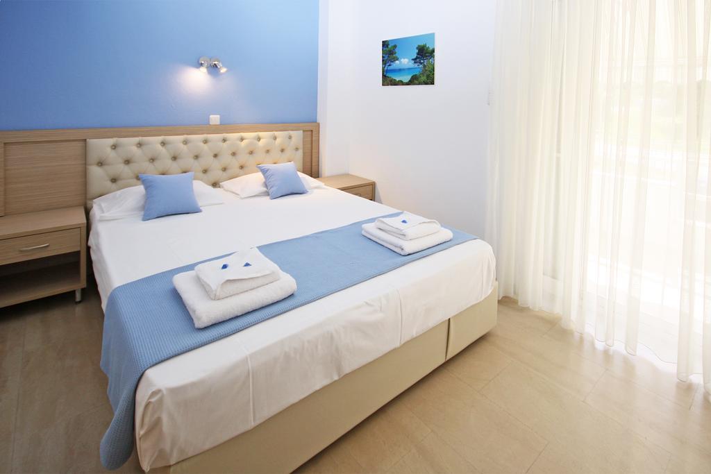 Garden View Apartments Neos Marmaras Oda fotoğraf